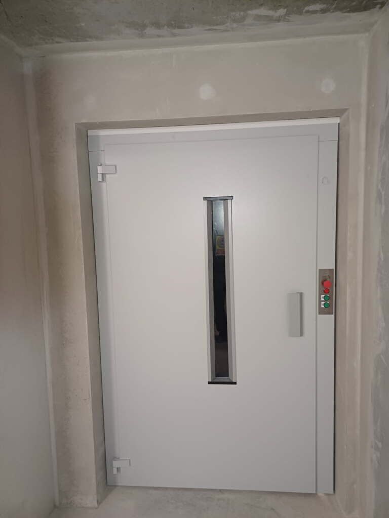 Modernisation porte palière ascenseur